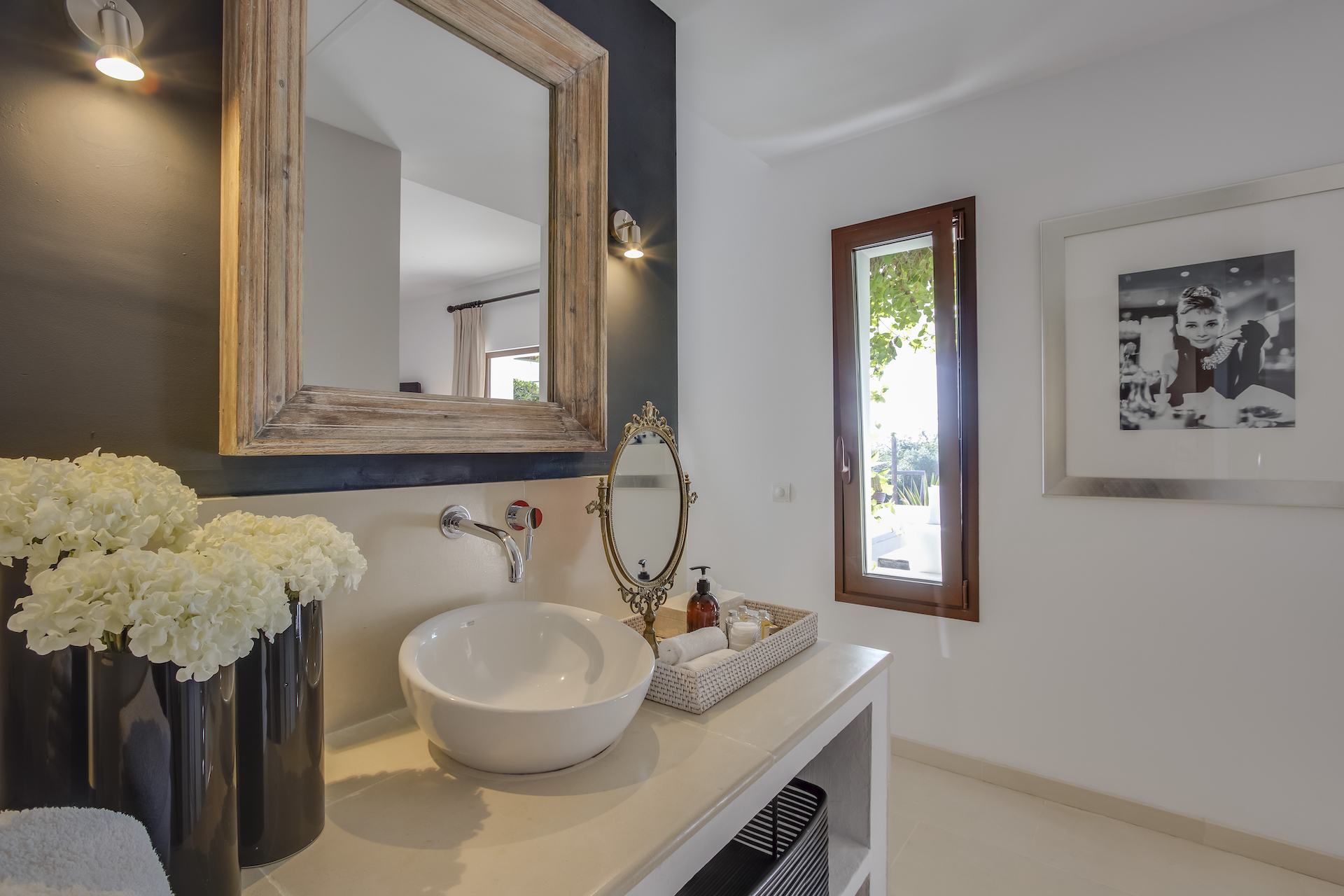 resa estates rental villa childfriendly north ibiza 2022 luxury can rio Flock bathroom 1 NEW.jpg